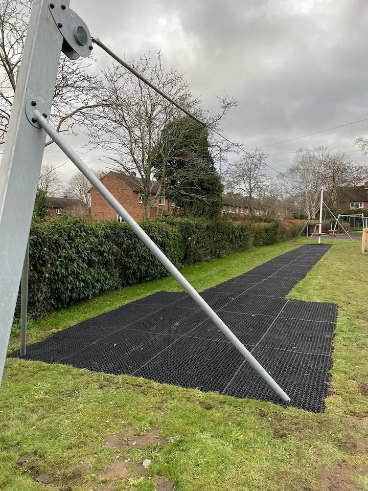 Rubber Grass Mats under Zipline
