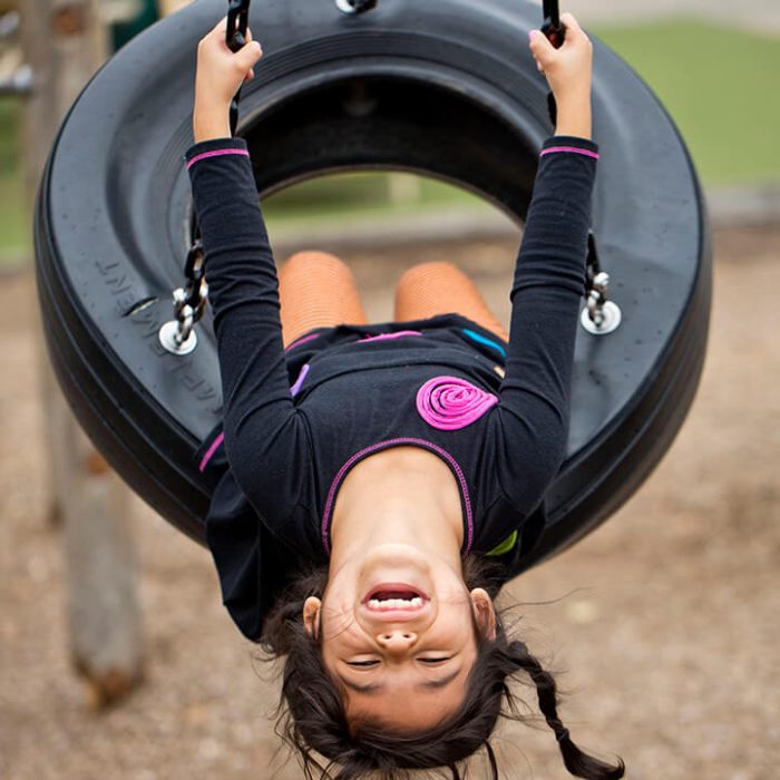 Child tyre swing