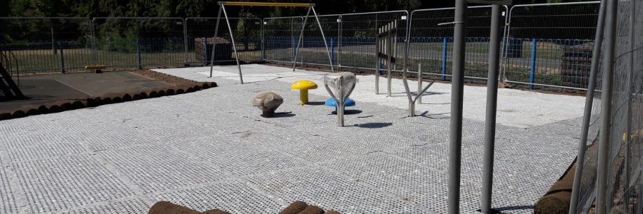 smartplay advanced shockpad underneath large playground