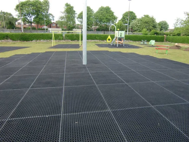 EcoSmart | Grass Mats Playground