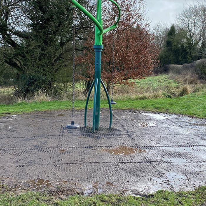 Example of sinking grass mats