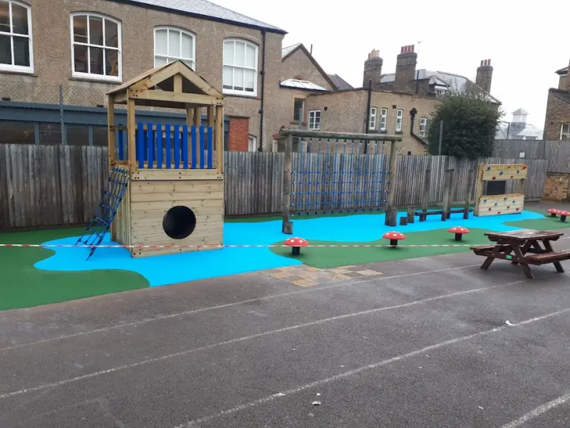 rubbasmart-blue-trim-trail-green-construction