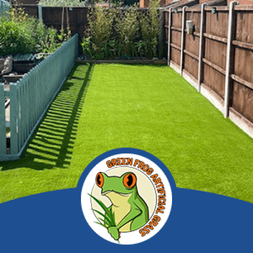 Green Frog Artificial Grass Garden Installation Thumbnail